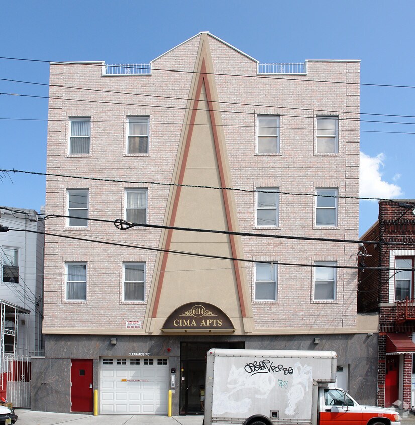 Foto del edificio - 6112-6114 Palisade Ave