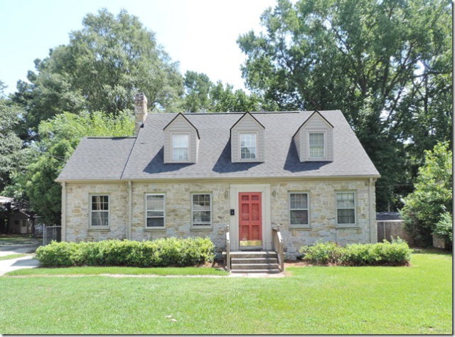 Building Photo - 1742 Nash St N