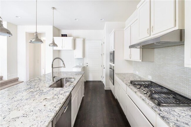 Foto del edificio - 6708 Kalahari Dr