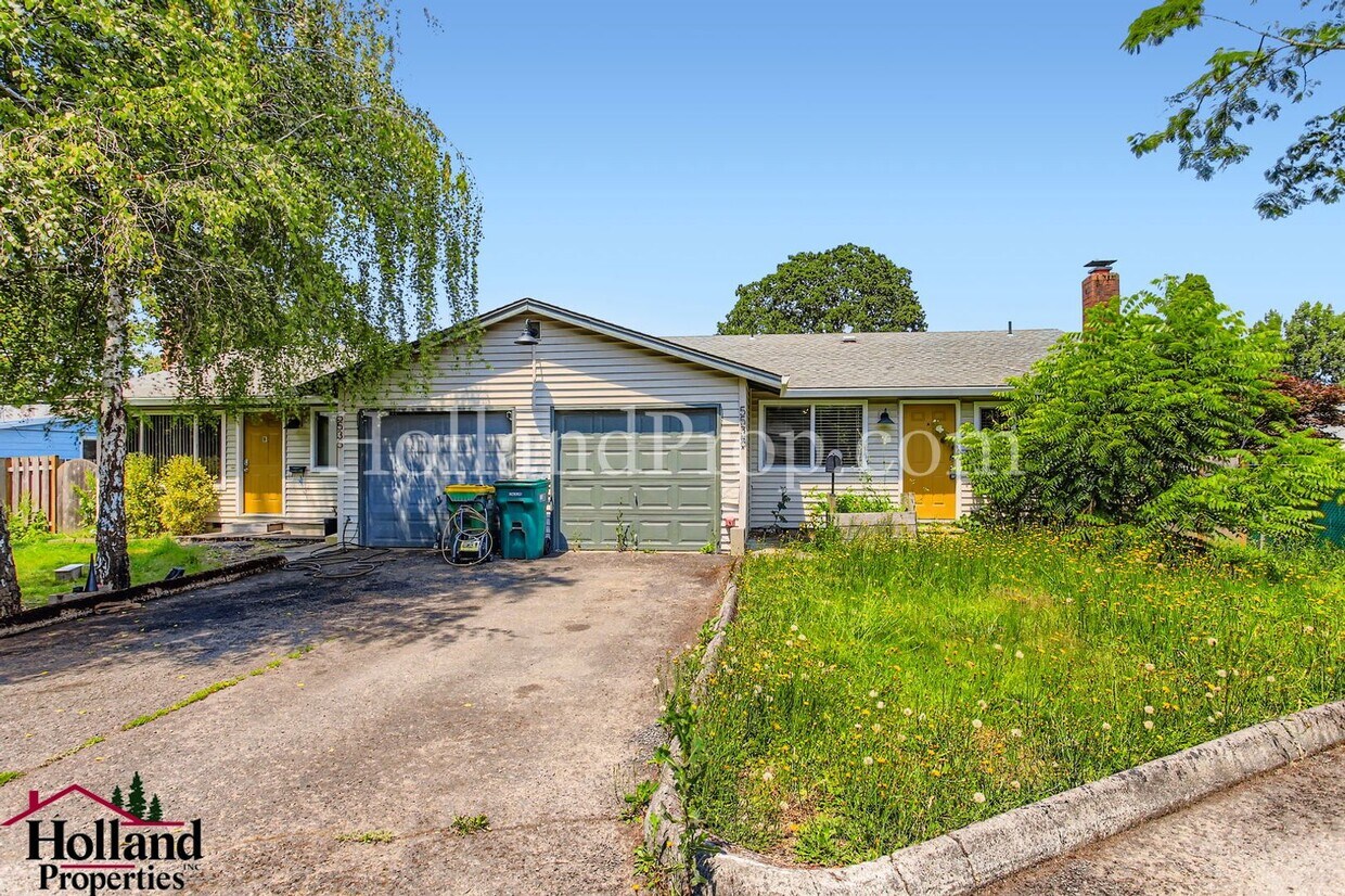 Primary Photo - 5535 SW Lombard Ave