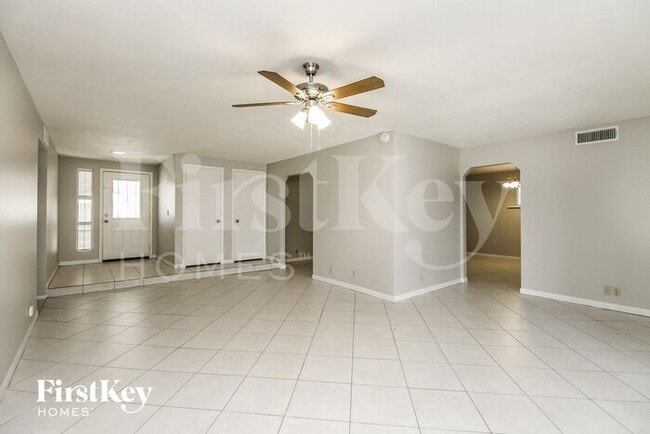 Foto del edificio - 2701 N Hartford St
