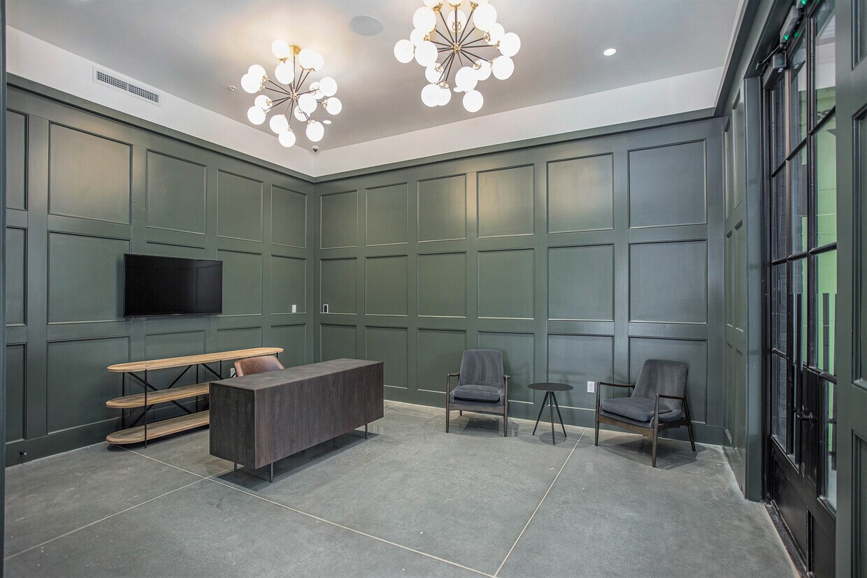 Premiere Lofts at Pinewood Forest Apartments Fayetteville, GA