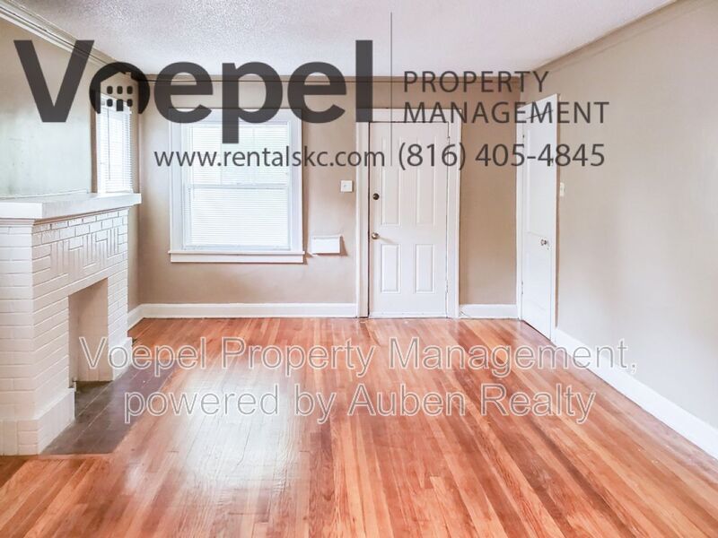 Primary Photo - 5411 Harrison St