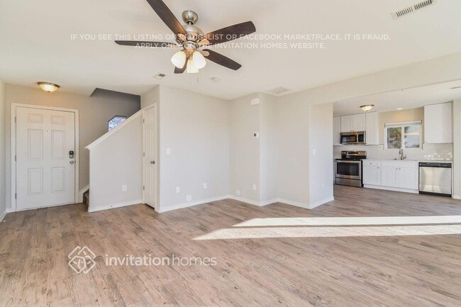 Building Photo - 7647 Manistique Dr