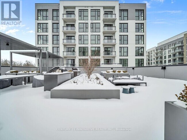 Photo du bâtiment - 750 Whitlock Ave