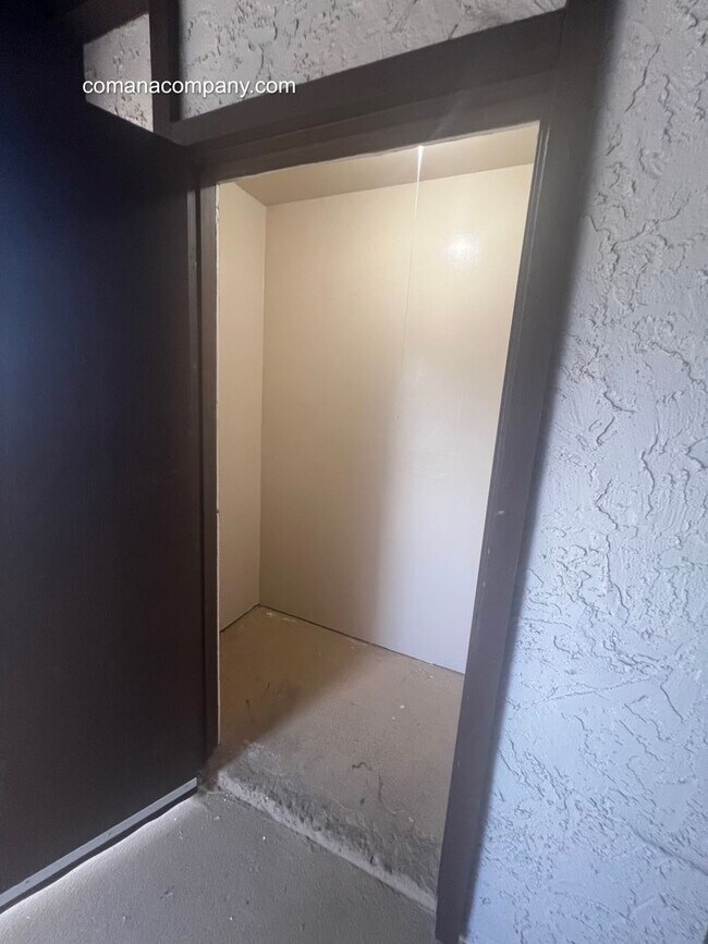 Foto del edificio - Beautiful 2 bedroom Condo