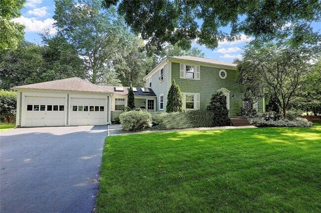 Building Photo - 103 Governor Bradford Dr
