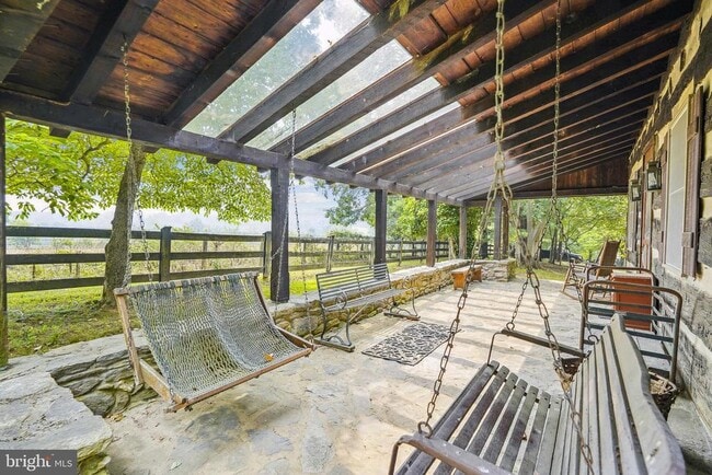 Building Photo - 18285 Foundry Rd