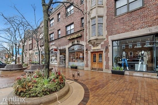 Foto principal - Studio, 1 bath Apartment - 670 Central Avenue