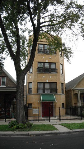 Building Photo - 1139 N Spaulding Ave