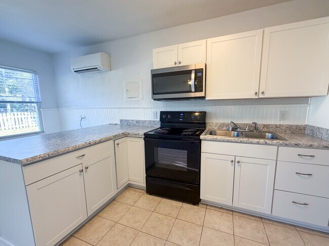 Foto del edificio - Palomar Dr