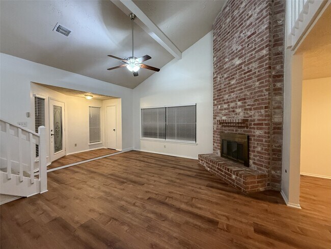 Foto del edificio - 9618 Yearling Cir