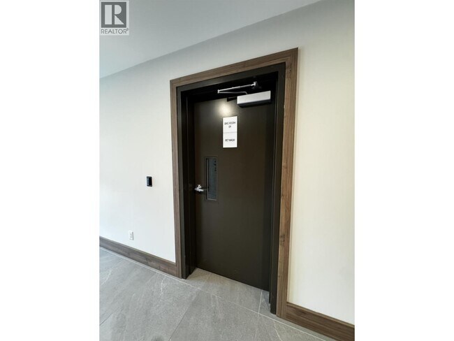 Building Photo - 150 James Rd