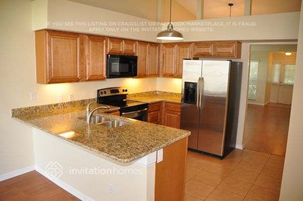 Foto del edificio - 9788 Fox Chapel Rd