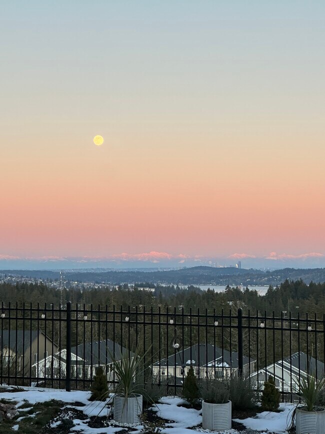 Vista del horizonte/sonido de Seattle - 1339 Baker Heights Loop