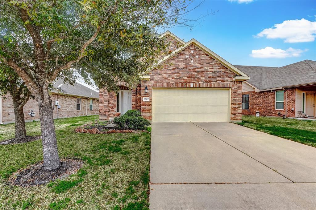 Foto principal - 22402 Lavaca Ranch Ln