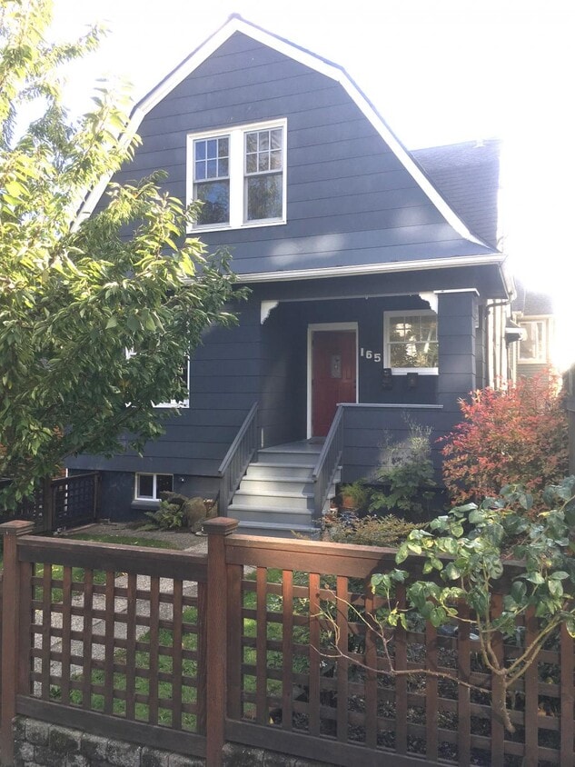 Primary Photo - Aloha House - 3 bedrooms