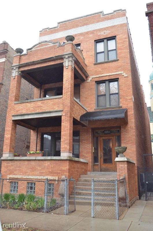 Primary Photo - 2253 W Iowa St