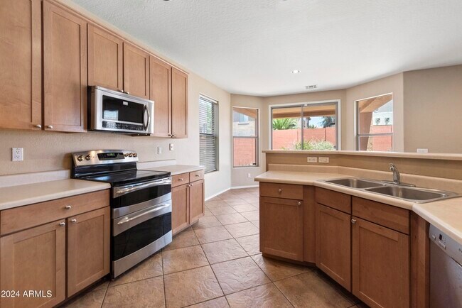 Cocina - 18466 W Westfall Way