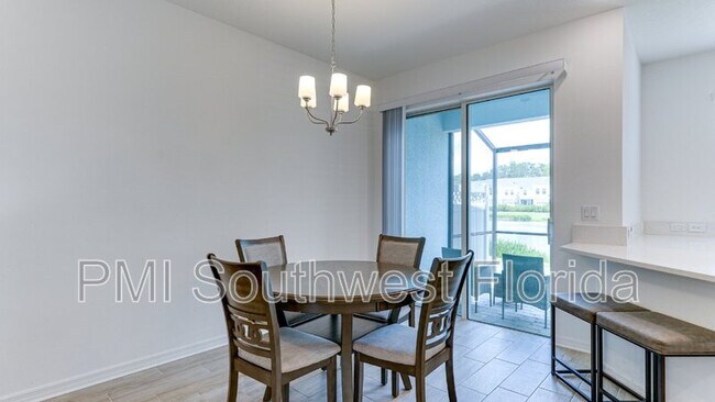 Building Photo - 4095 Via Sienna Cir