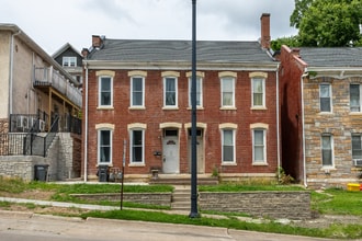 Building Photo - 561 Loras Blvd