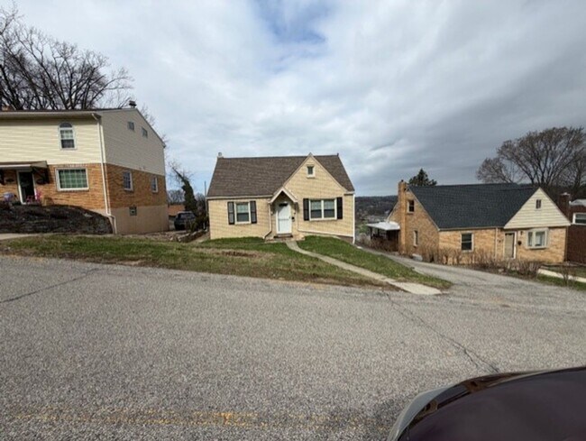 Building Photo - Beautiful Home for Rent