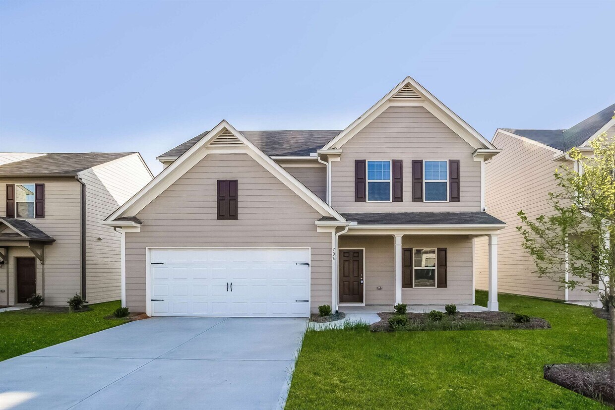 706 Independence Ave, Pendergrass, GA 30567 House for Rent in