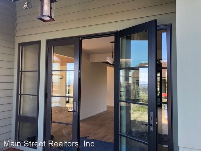 Foto del edificio - 2 br, 2 bath House - 102 Moore St