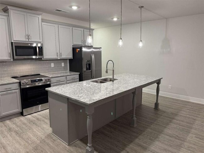 Foto del edificio - 2530 Harbor Rdg Pass