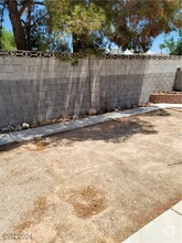 Building Photo - 3214 Anacapa Way