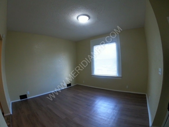 Building Photo - 1331 Spy Run Ave