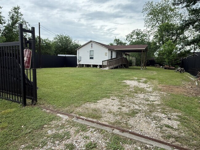 Foto del edificio - 10338 Aldine Westfield Rd