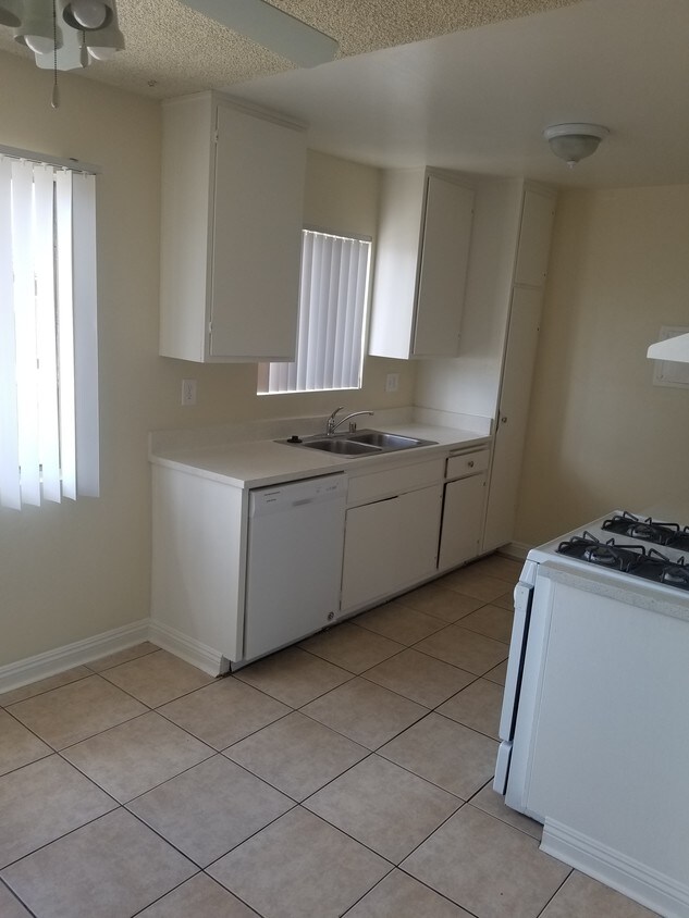 313 Apartments Available for Rent in Anaheim, CA