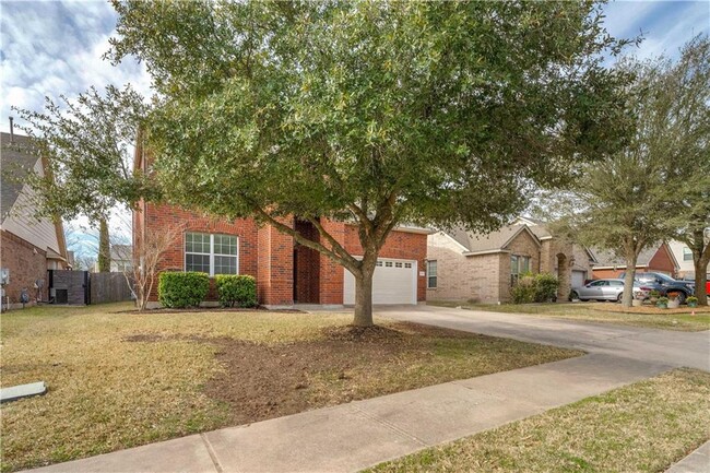 Building Photo - 2933 Inks Lake Dr