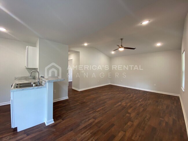 Foto del edificio - DEPOSIT PENDING! MOVE-IN SPECIAL!!! - Beautiful home for rent in Hanceville!! Available NOW!!! - ...