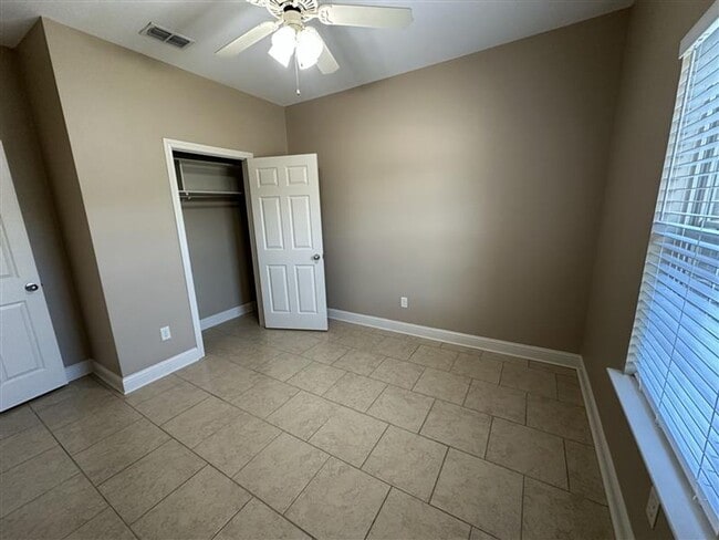 Building Photo - 4002 Mobley Cir
