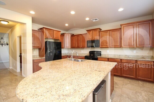 Building Photo - 4643 S Pearl Dr