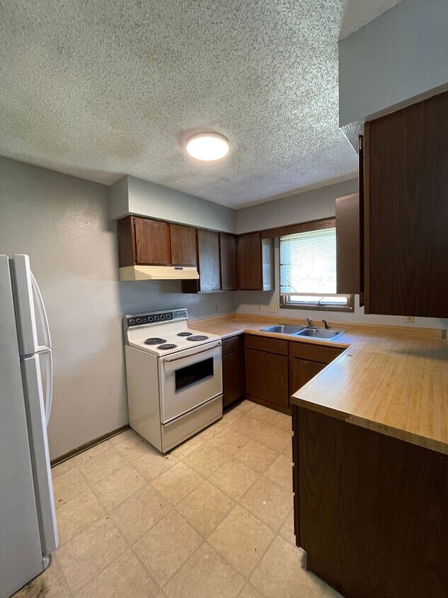 Foto principal - 1147-1147 Oleson Rd