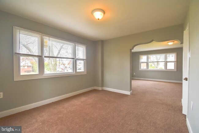 Building Photo - 6312 Mansion Blvd