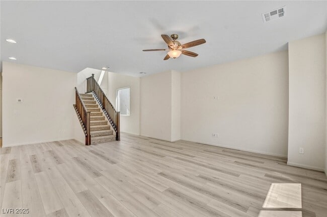 Foto del edificio - 8929 Pebble Sand St