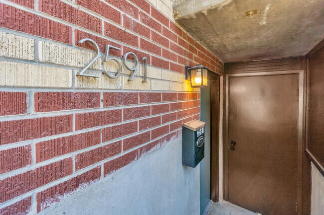 Foto del edificio - 2591 Pierce St