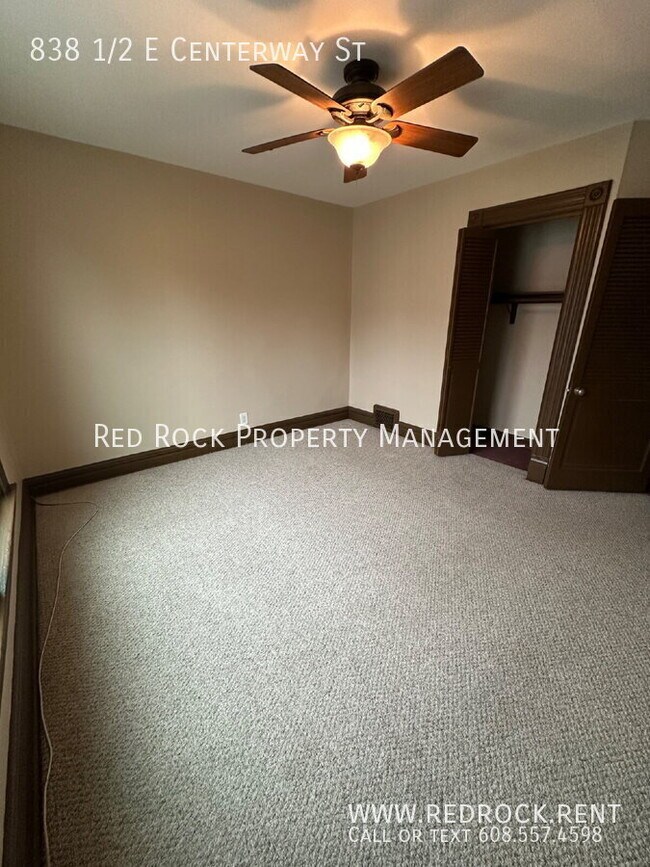Foto del edificio - 838 E Centerway St