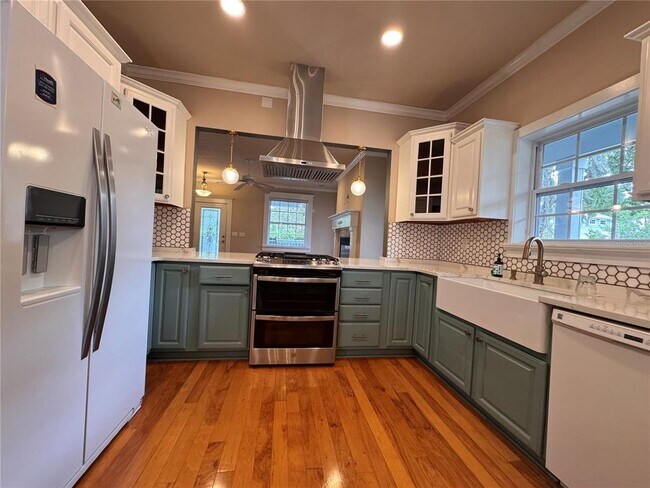 Foto del edificio - 5020 NW 10th Pl