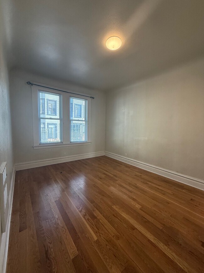Building Photo - 646 Natoma St