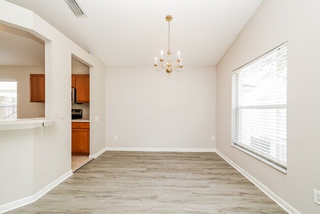 Foto del edificio - 10422 Hunters Haven Blvd