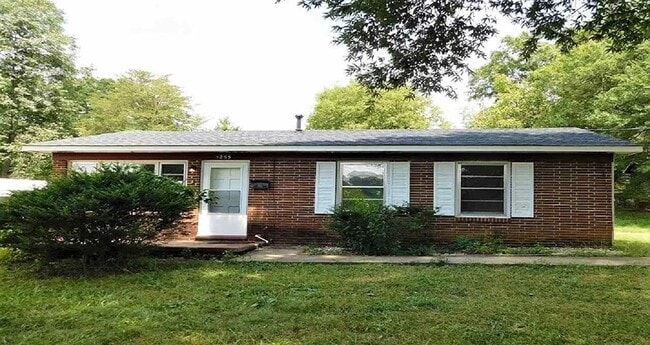 Building Photo - 1255 Rivercrest Dr