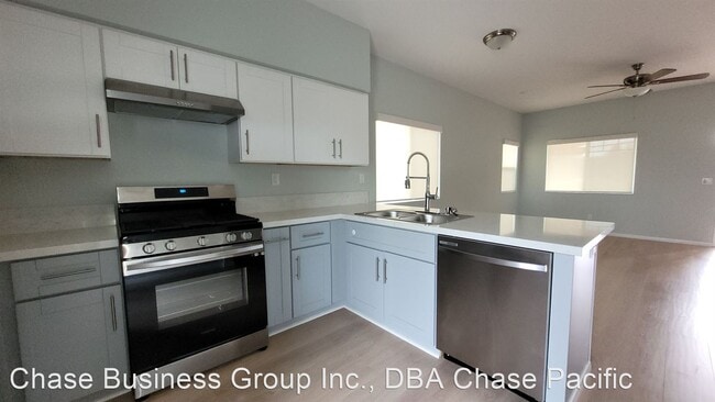 Building Photo - 2 br, 2 bath House - 130 E Washington Ave