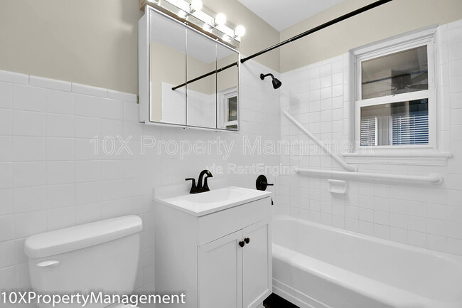 Foto del edificio - 849 Ruby Ave