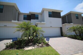 Building Photo - 14050 SW Thorens Dr