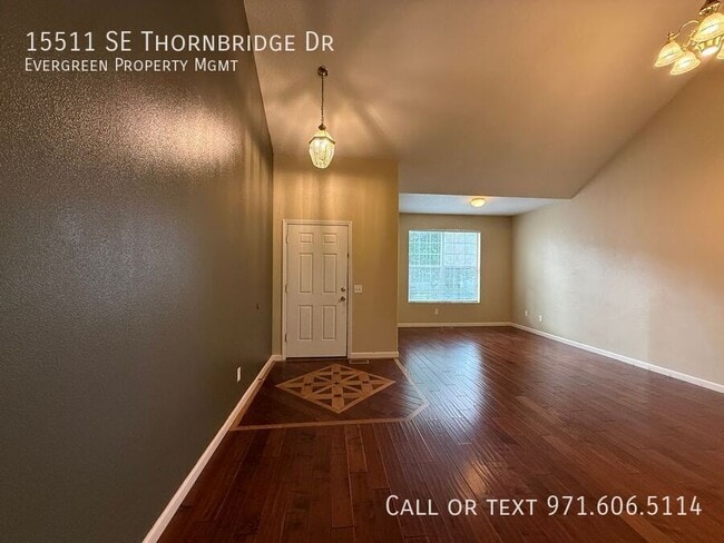 Building Photo - 15511 SE Thornbridge Dr